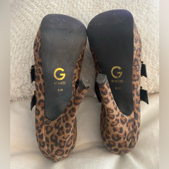 Guess Leopard/Cheetah Print Bootie Heels w/Gold Spikes - Picture 8 of 9